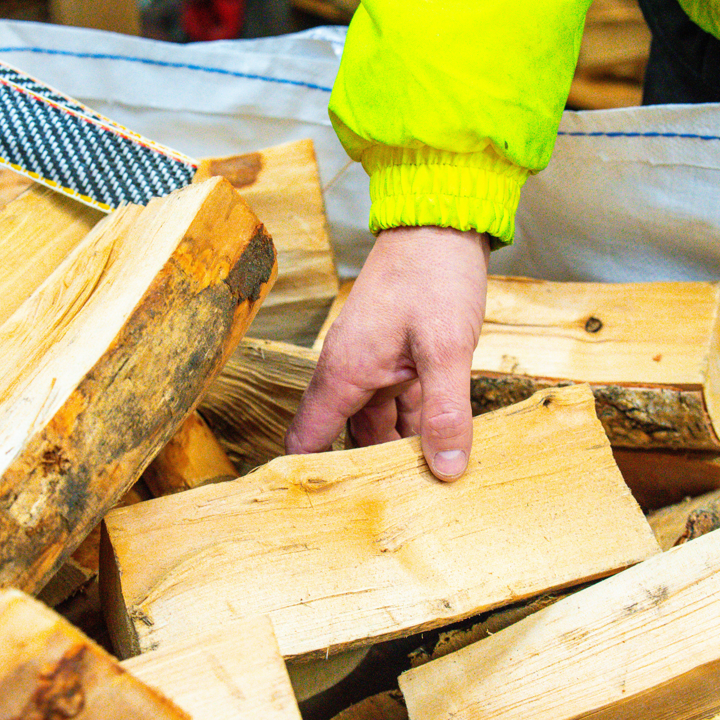 XL Crate of Kiln Dried Birch